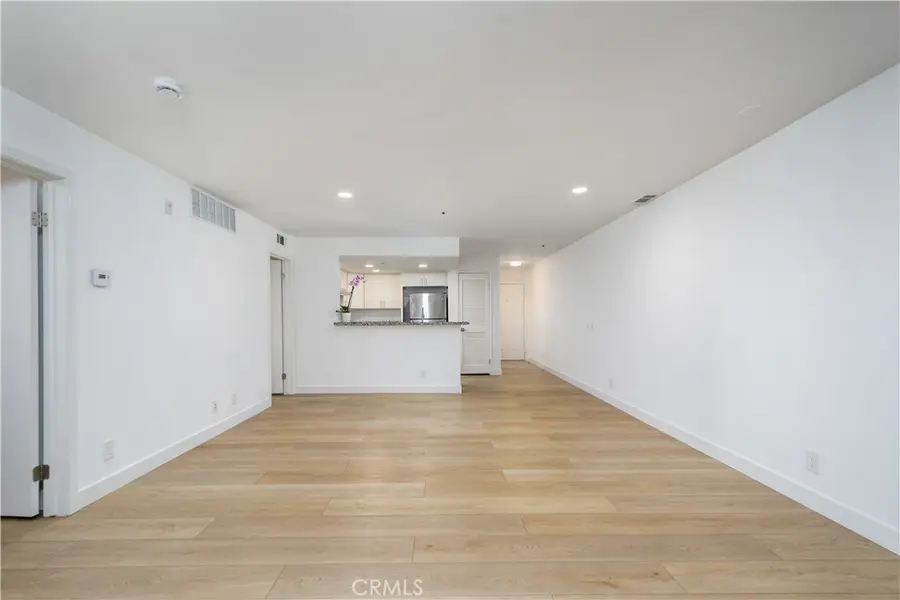 35 Linden #202, Long Beach, CA 90802 - #3