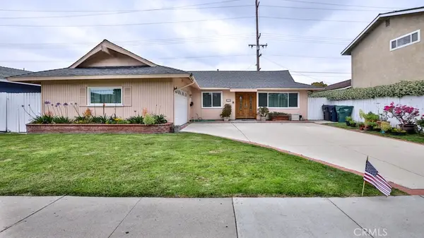 6631 Walton Dr, Huntington Beach, CA 92647