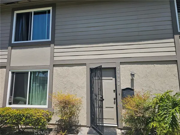 2990 Bradford #D, Santa Ana, CA 92707