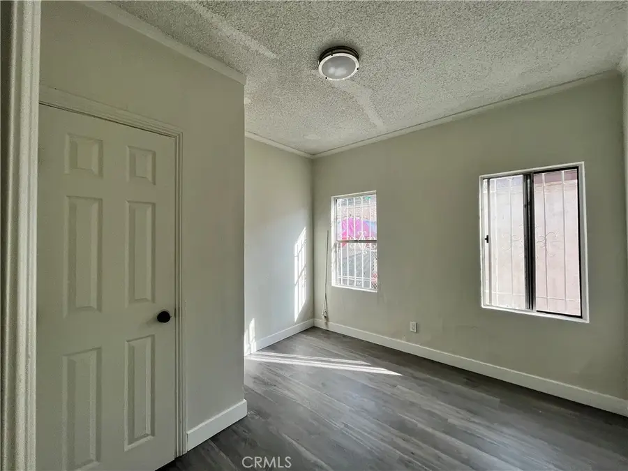 611 W 57th, Los Angeles, CA 90037 - #3