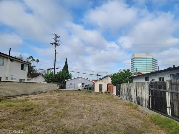 17101 B Lane, Huntington Beach, CA 92647