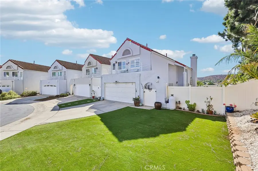 10540 Flora Verda Court, Santee, CA 92071 - #3