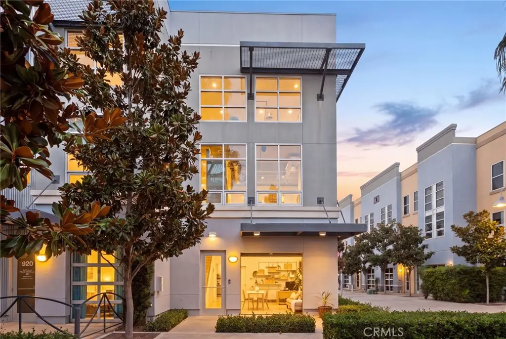 918 E Civic Center, Santa Ana, CA 92701 - #1