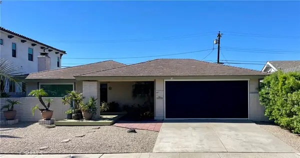 22181 Malibu Lane, Huntington Beach, CA 92646