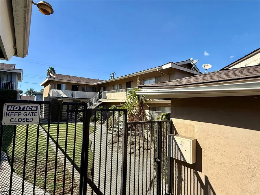 12329 Breezewood Drive, Whittier, CA 90604 - #2