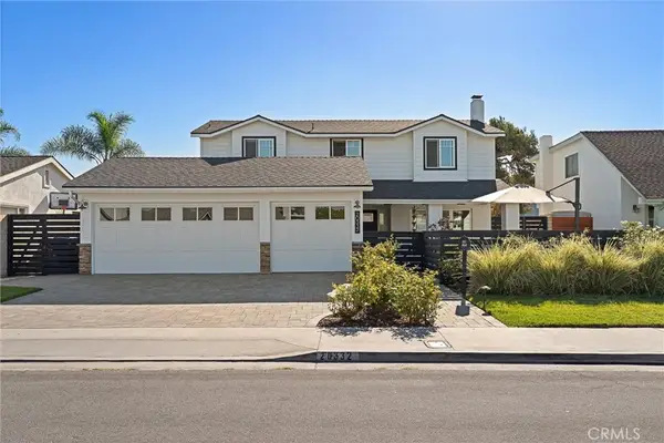 20332 Mansard Lane, Huntington Beach, CA 92646