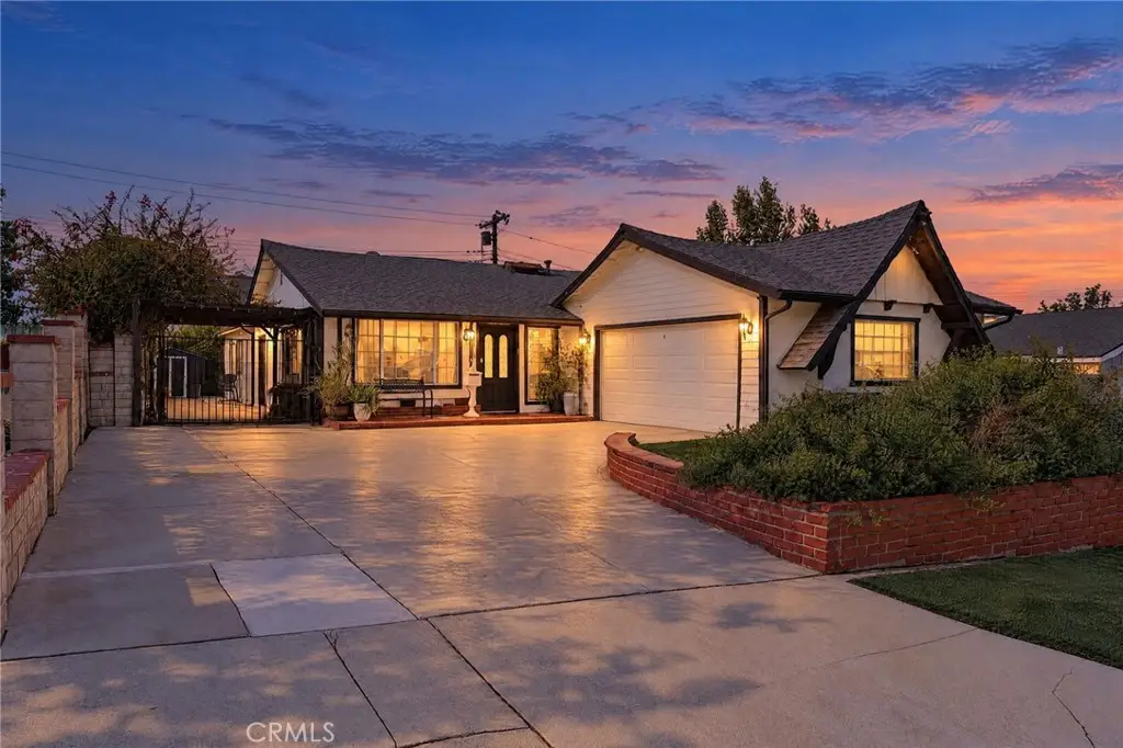 13219 Azores, Sylmar, CA 91342 - #1
