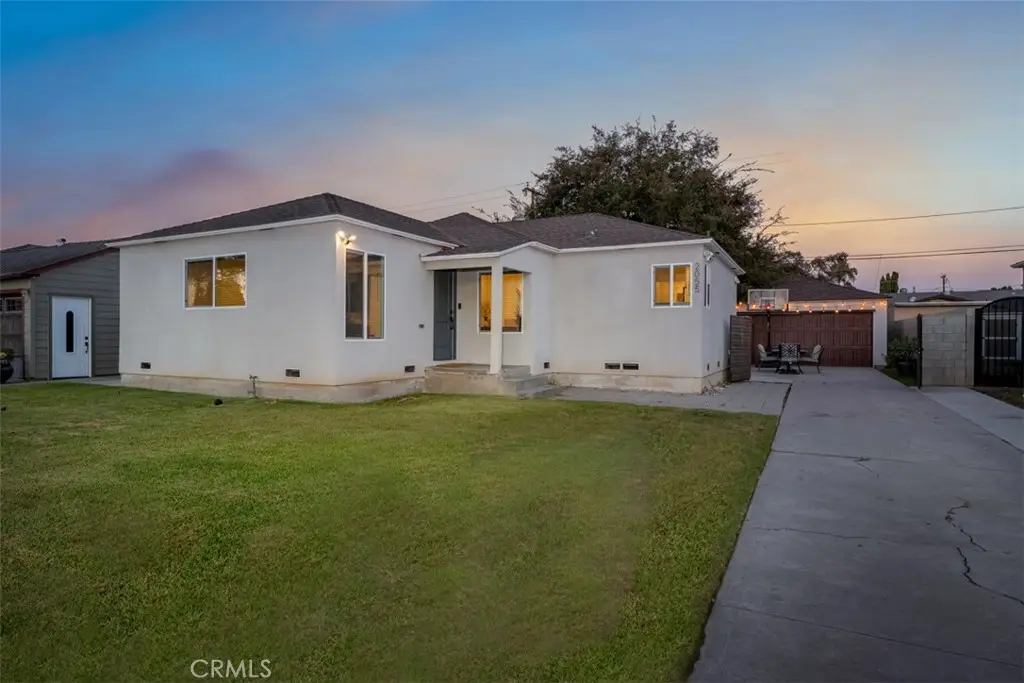 2055 S Lowell, Santa Ana, CA 92707 - #1