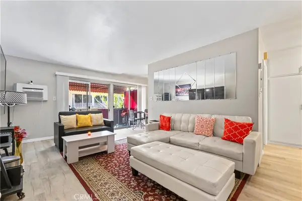 440 Chestnut Avenue #2C, Long Beach, CA 90802