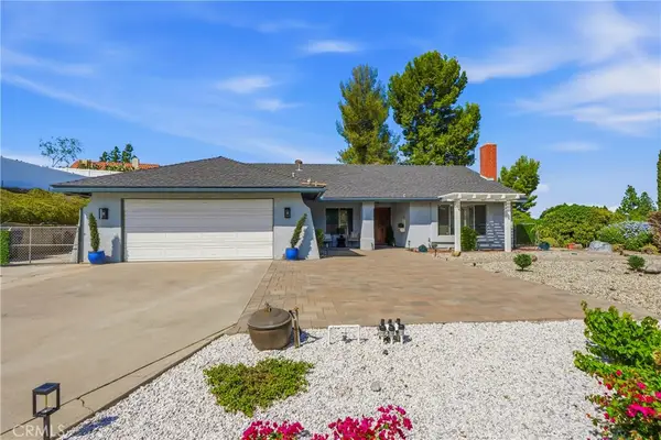 15621 Saddleback Road, Riverside, CA 92506