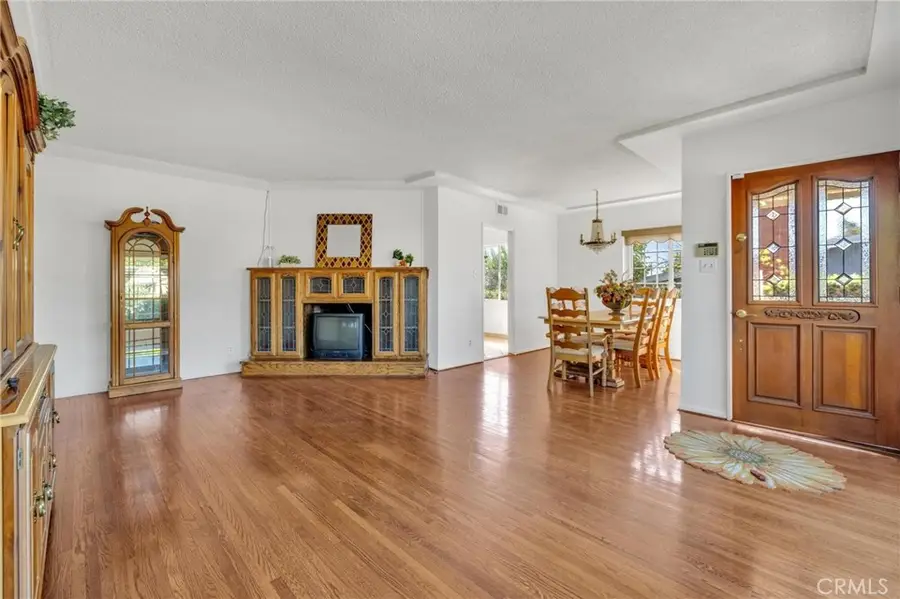 608 N 7th, Montebello, CA 90640 - #3