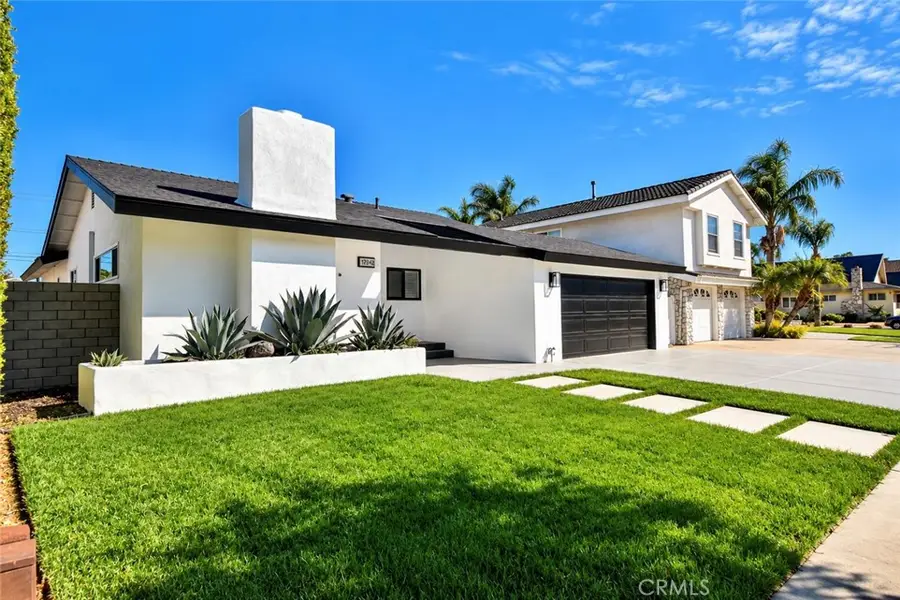 17342 Wild Rose, Huntington Beach, CA 92649 - #3
