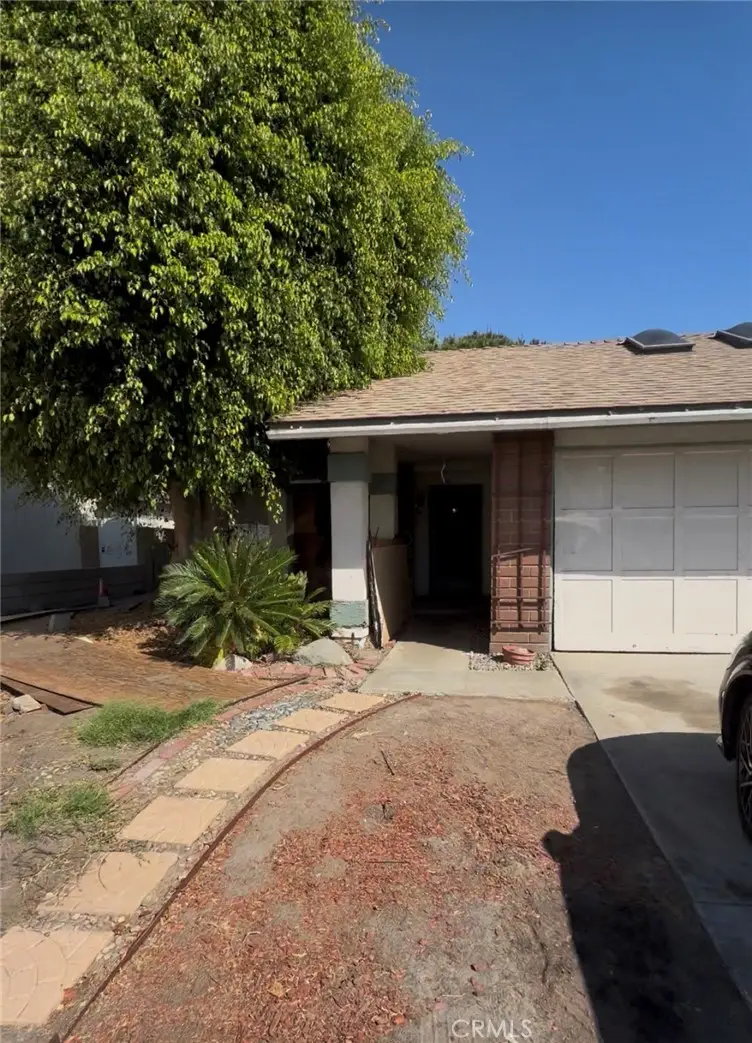 1033 S Dennis, Santa Ana, CA 92704 - #1