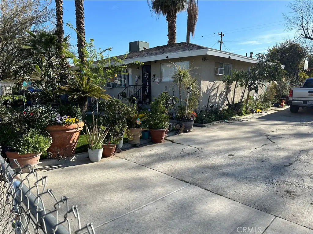 211 Wood, Bakersfield, CA 93307 - #1