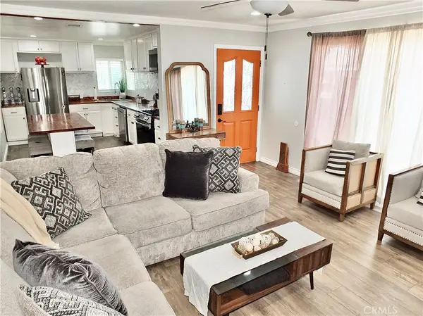 1430 E Michelson Street, Long Beach, CA 90805