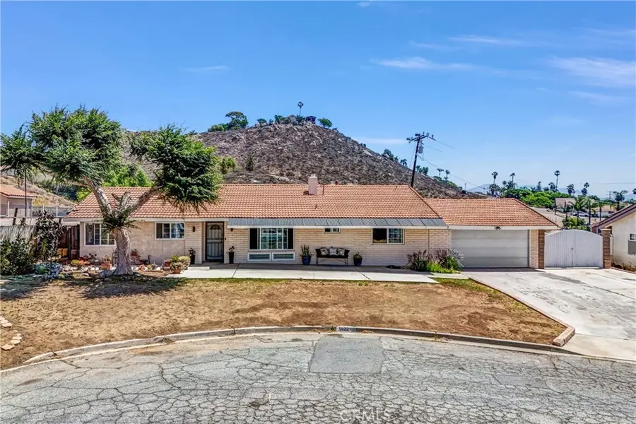 5622 Sharon Way, Jurupa Valley, CA 92509 - #2