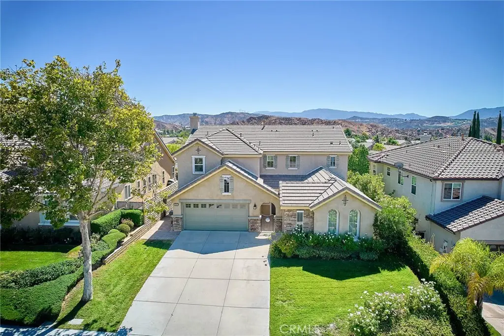 28410 Agajanian, Saugus, CA 91390 - #1