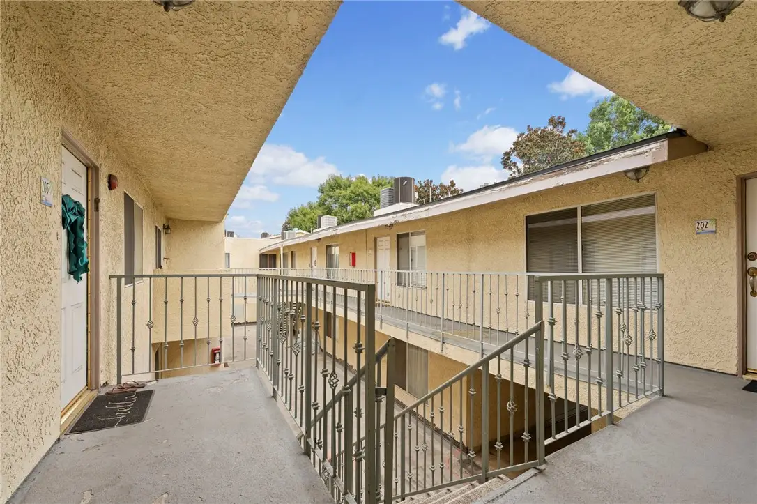 7035 Woodley #205, Van Nuys, CA 91406 - #1