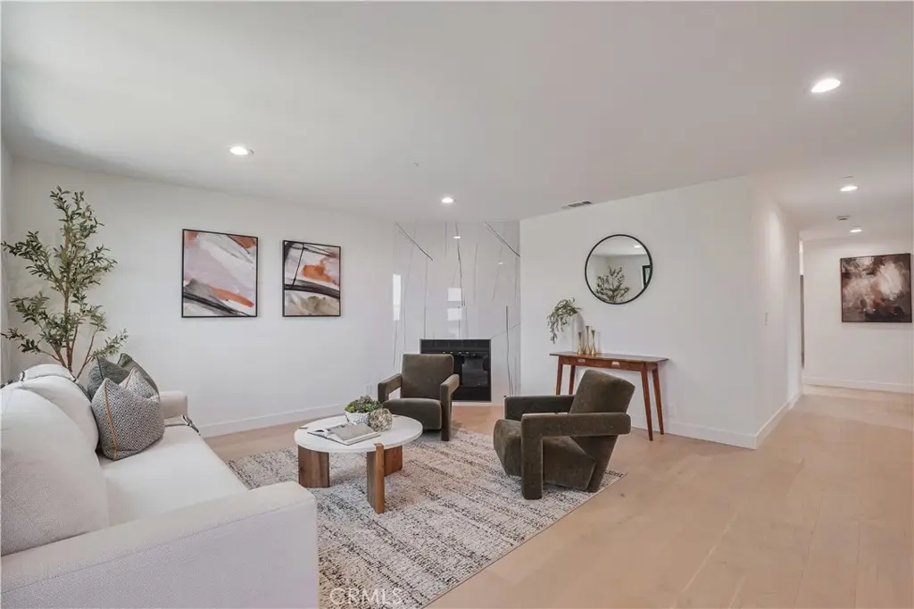 3560 Lavell, Los Angeles, CA 90065 - #1