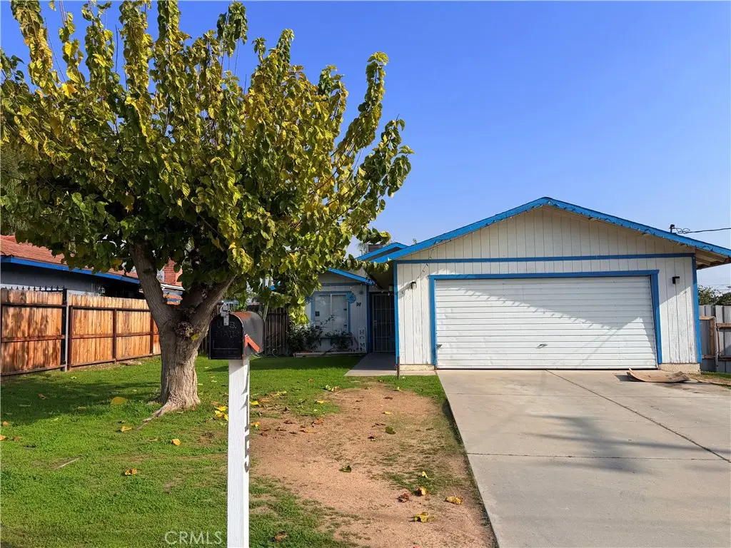 715 Crane Street, Bakersfield, CA 93306 - Image #1