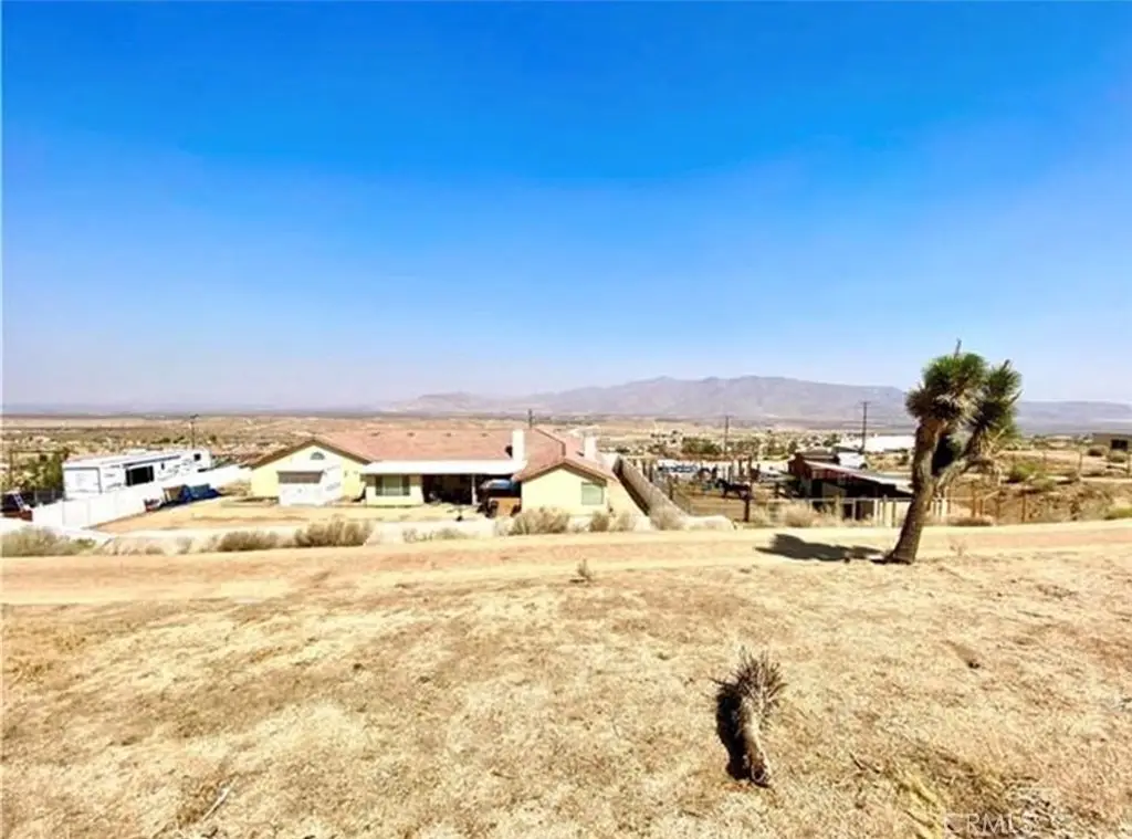 25753 Outpost, Apple Valley, CA 92308 - #1