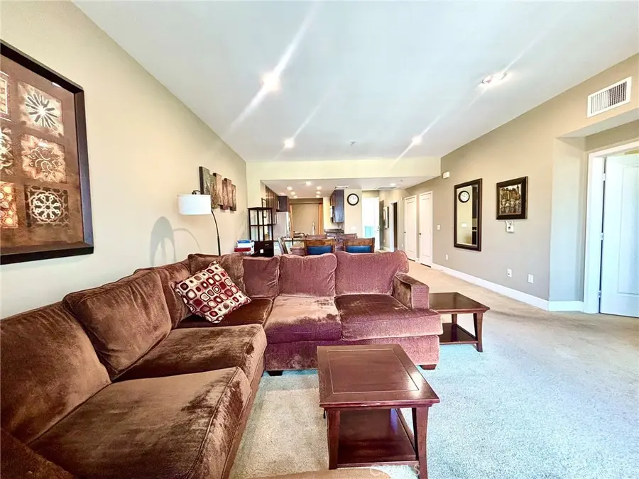 300 E 4th Street #422, Long Beach, CA 90802 - #2