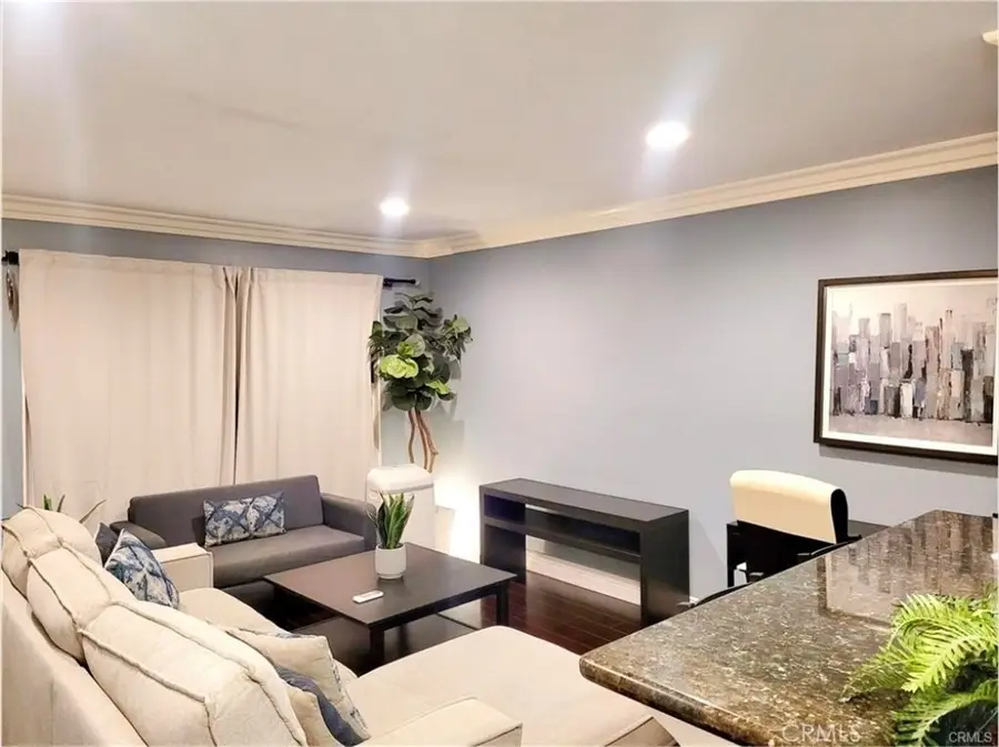 1725 Loma #16, Long Beach, CA 90804 - #2