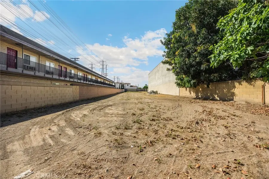 8826 Artesia, Bellflower, CA 90706 - #3