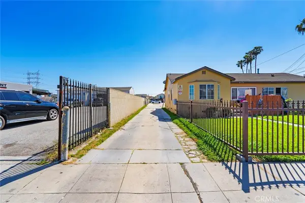 8564 Artesia, Bellflower, CA 90706