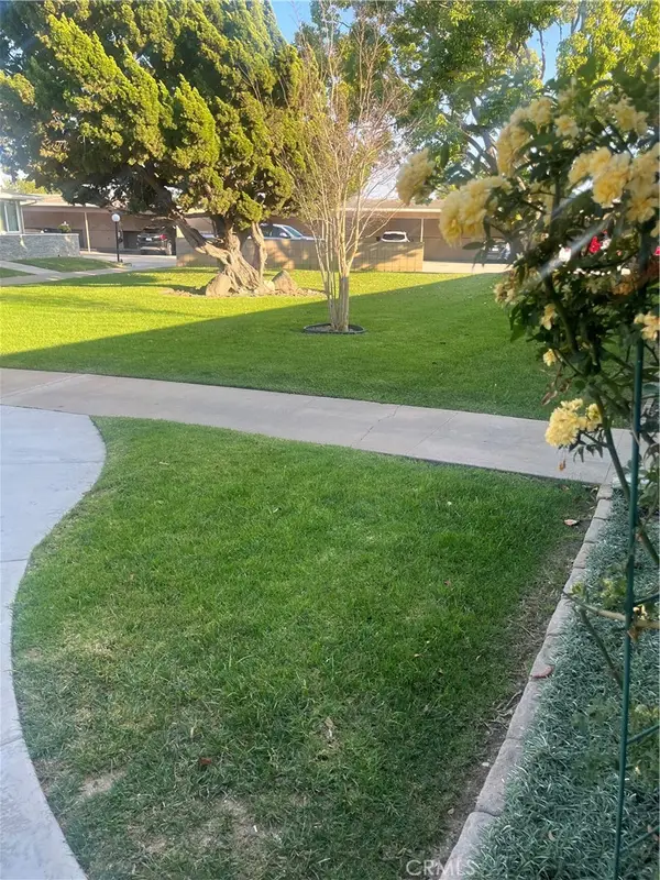 1221 Knollwood Road #47J, Seal Beach, CA 90740