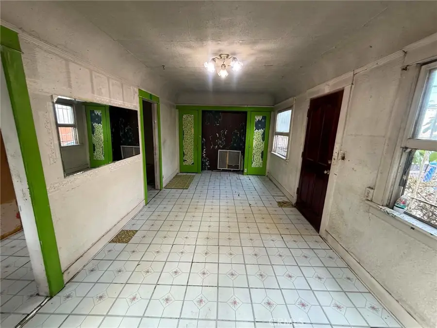 1911 Locust, Long Beach, CA 90806 - #2