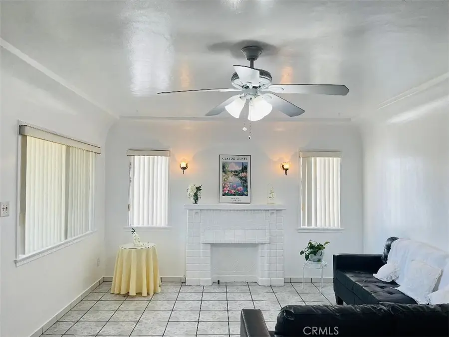 3913 E 55th, Maywood, CA 90270 - #3