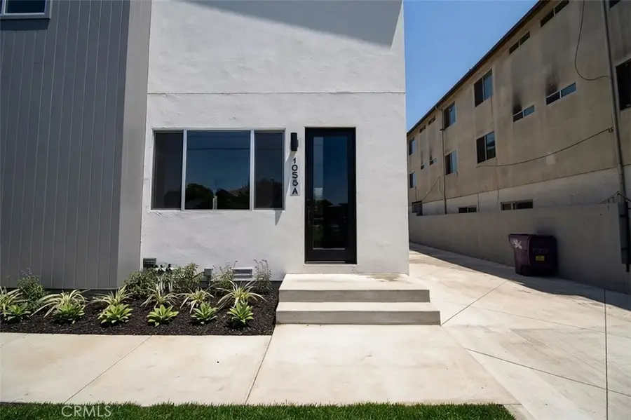 1056 Hoffman, Long Beach, CA 90813 - #2