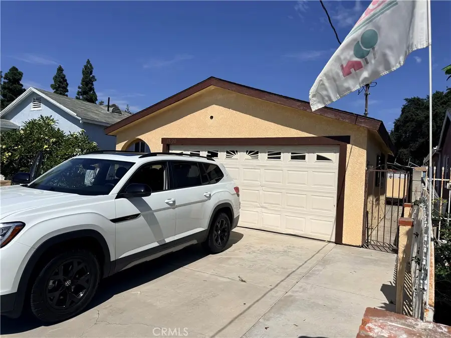 15120 Bellota Ave, Paramount, CA 90723 - #2