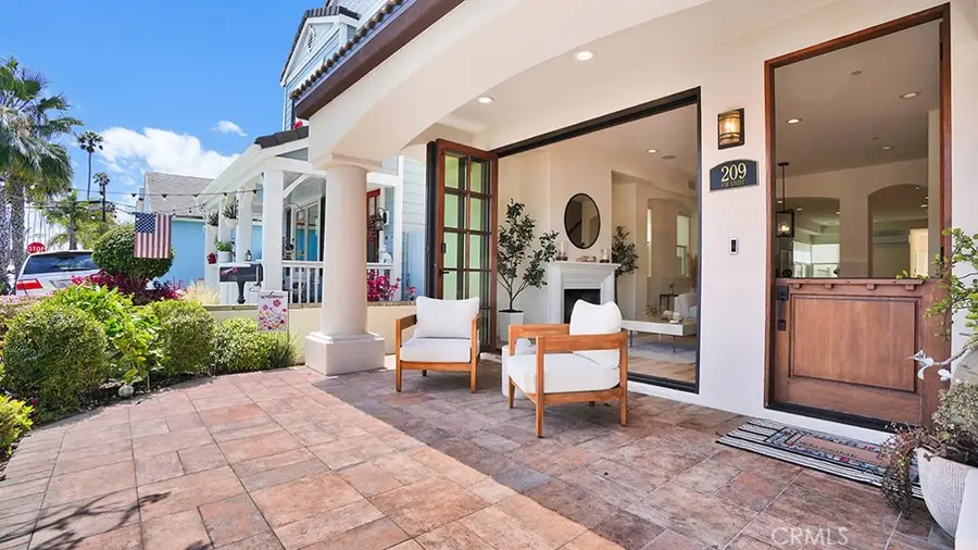 209 6th, Seal Beach, CA 90740 - #3