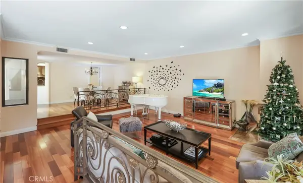 2235 Century Hill, Los Angeles, CA 90067