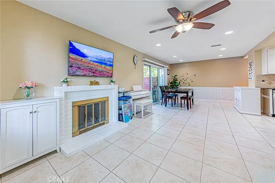 1524 Sherwood Village, Placentia, CA 92870 - #3