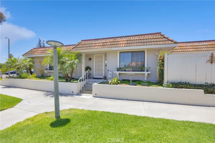 24792 Via San Marco, Aliso Viejo, CA 92656 - #3