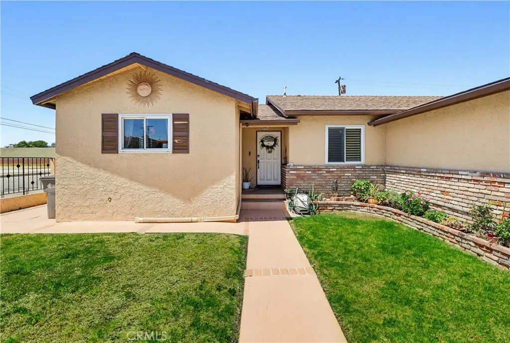555 W Shadwell, Carson, CA 90745 - #1