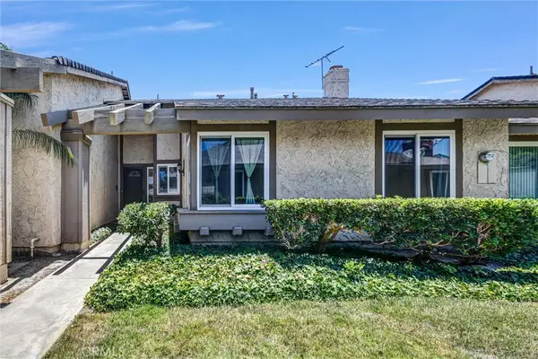 2035 E Blackwood, Anaheim, CA 92806