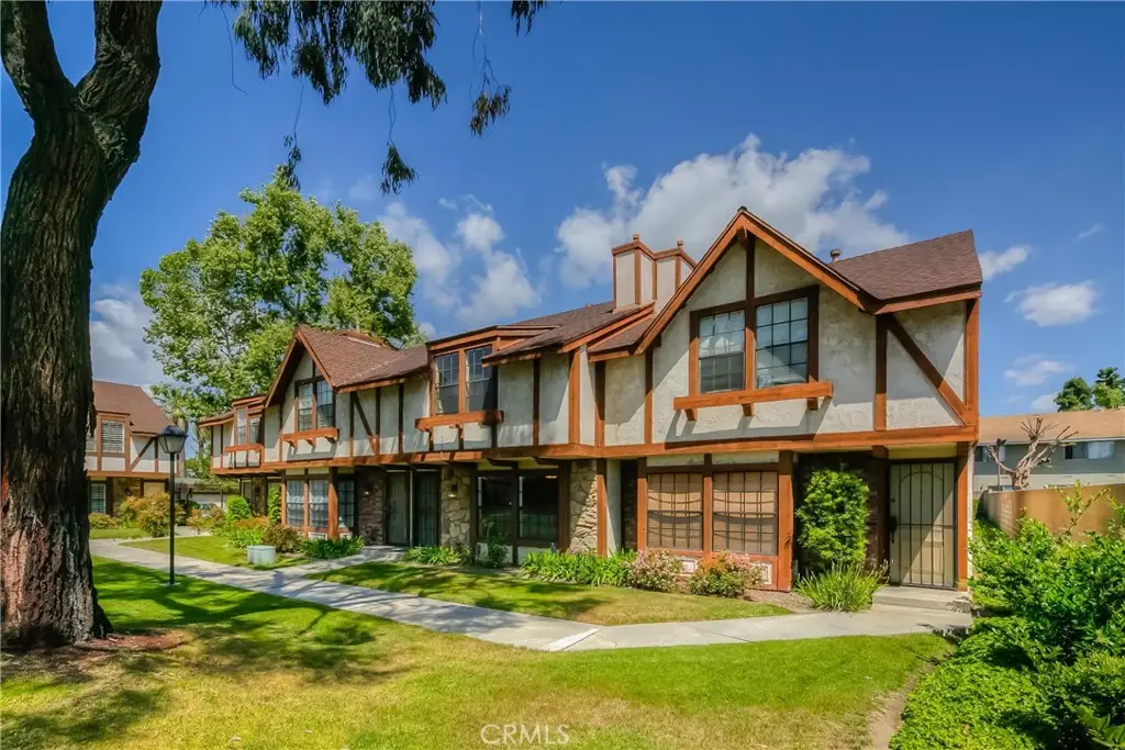 1173 S Paula #19, Fullerton, CA 92833 - #1