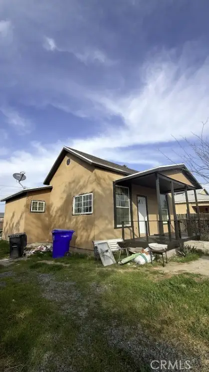 220 7th Street E, Bakersfield, CA 93307