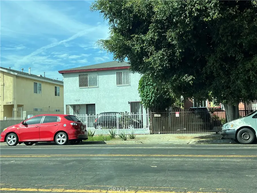 1237 E 28th, Los Angeles, CA 90011 - #3
