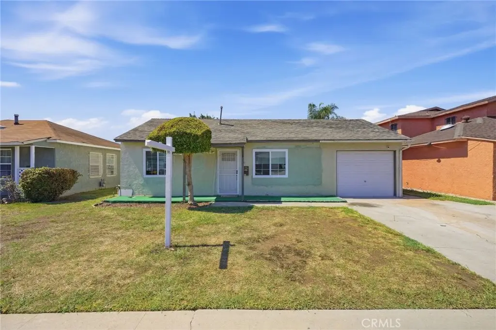 725 S Taper, Compton, CA 90220 - #1