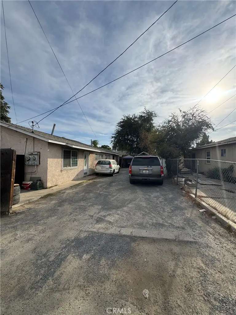 907 Kensington, Delano, CA 93215 - #3