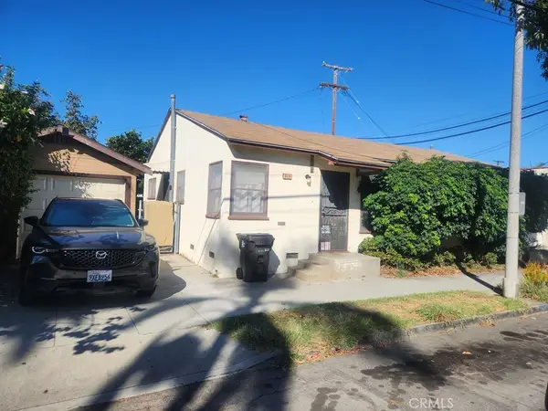 919 Hoffman, Long Beach, CA 90813