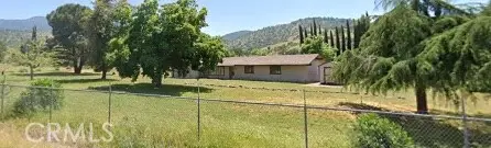 6009 Elwood Road, Sanger, CA 93657