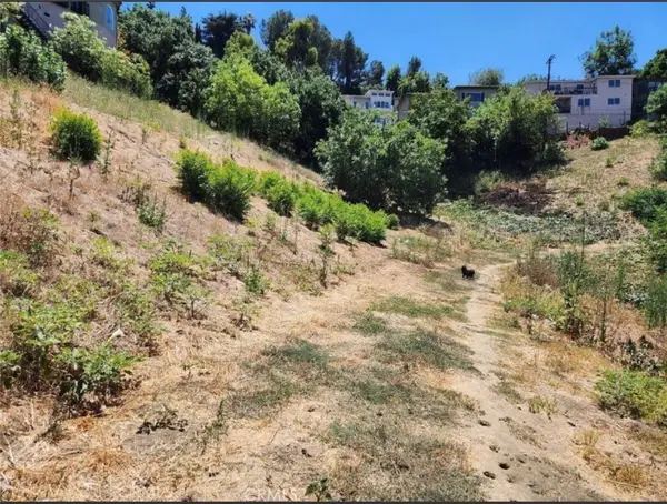 3820 Barryknoll Dr, Los Angeles, CA 90065