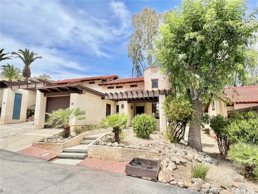 35 Cabrillo Drive, Avalon, CA 90704 - #2
