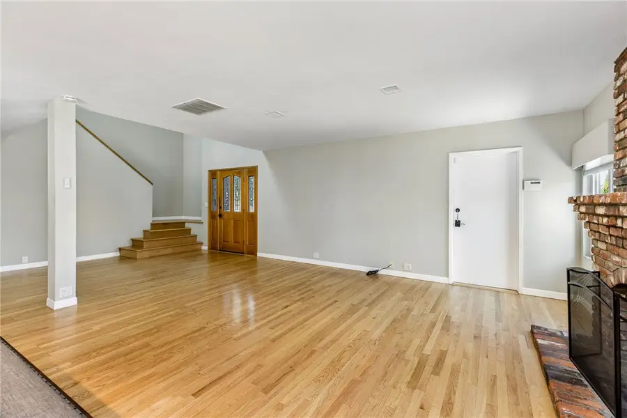 8418 Belford Avenue, Los Angeles, CA 90045 - #3